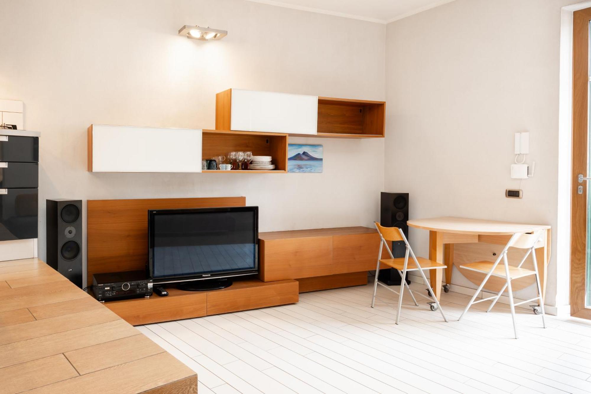 Eppi Place Apartamento